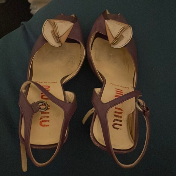 Miu Miu vintage flower design purple leather heels 37.5 - Picture 3 of 6